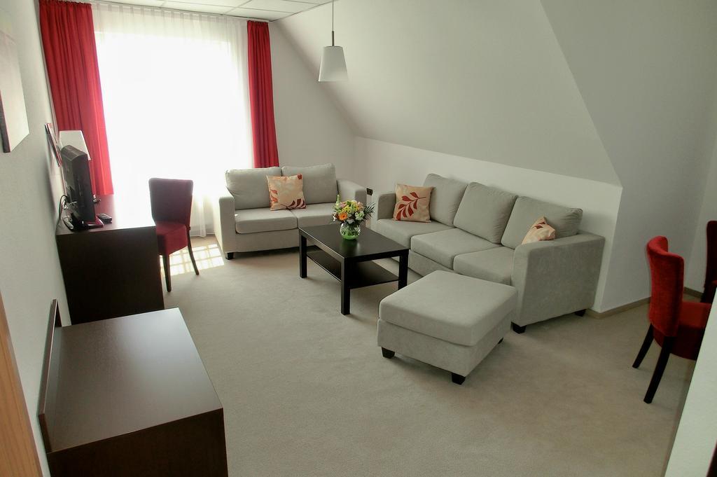 Hotel Müritzterrasse Röbel Zimmer foto